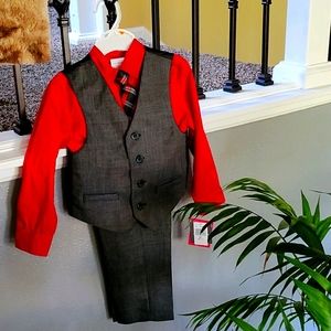 NWT Boys 4 Piece Suit sz3T